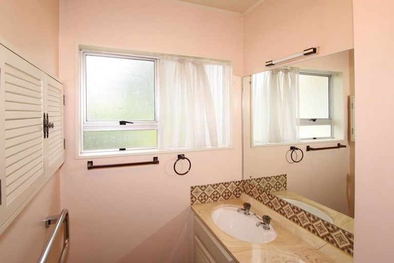 Photo of property in 49 Brooklyn Road, Carterton, 5713