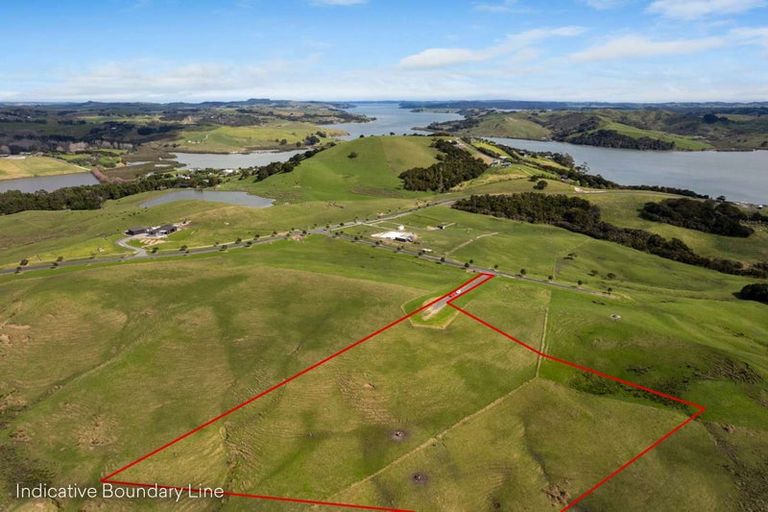 Photo of property in 3 Awaroa Creek Rise, Kaiwaka, 0573