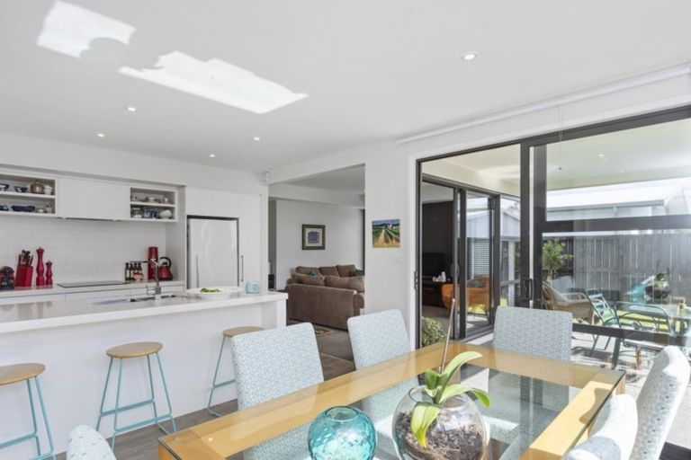 Photo of property in 14 Eden Crescent, Brookfield, Tauranga, 3110