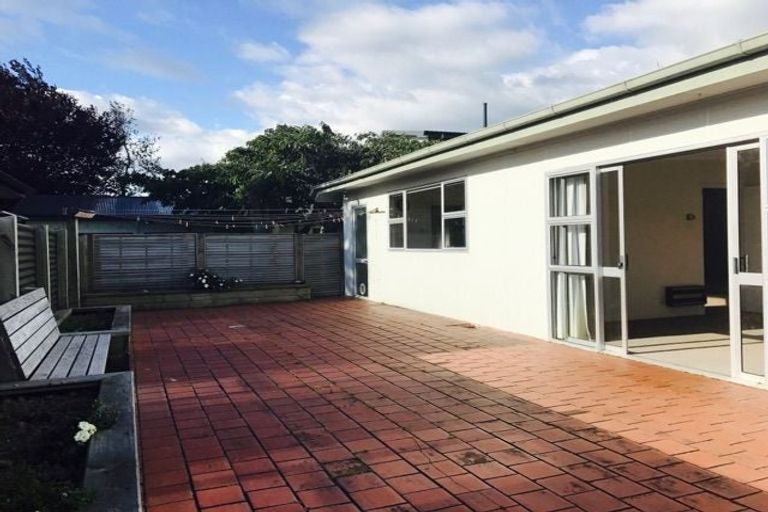 Photo of property in 87 Joseph Street, Waverley, Invercargill, 9810