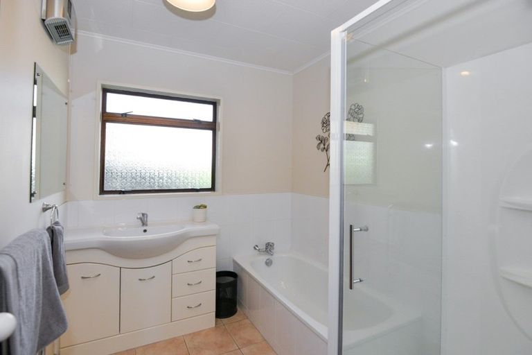 Photo of property in 13b Simla Avenue, Havelock North, 4130