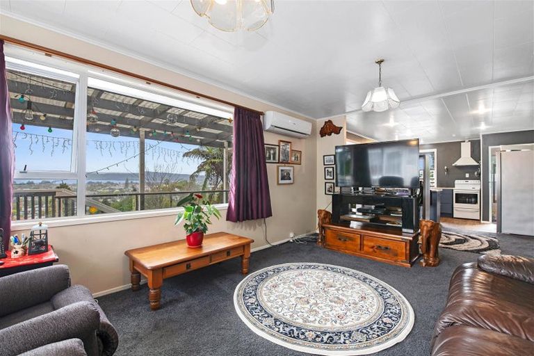 Photo of property in 99 Mallard Drive, Selwyn Heights, Rotorua, 3015