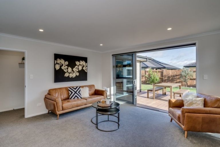 Photo of property in 15 Drabble Crescent, Papamoa Beach, Papamoa, 3118