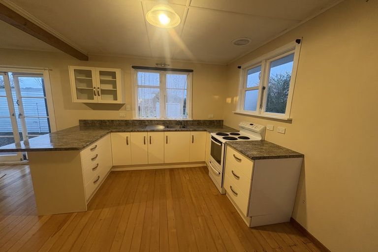 Photo of property in 25 Paterson Street, Pahiatua, 4910