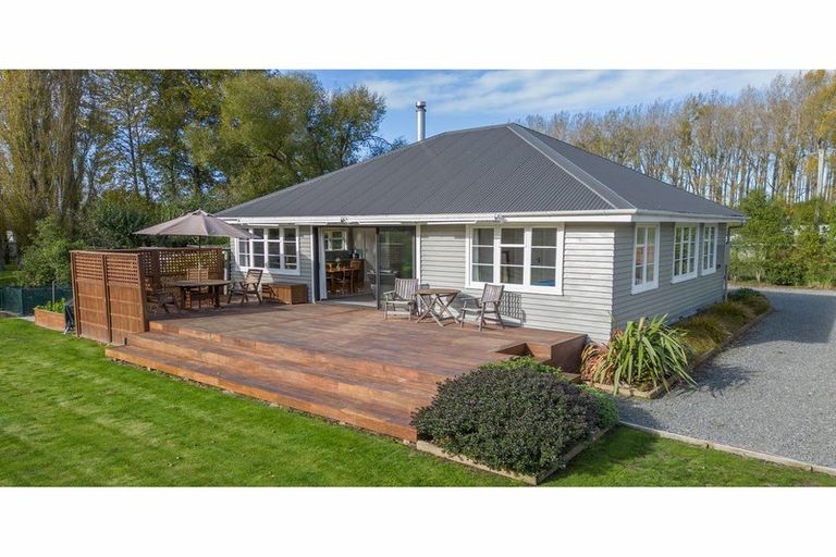 Photo of property in 101 Kainga Road, Kainga, Christchurch, 8083