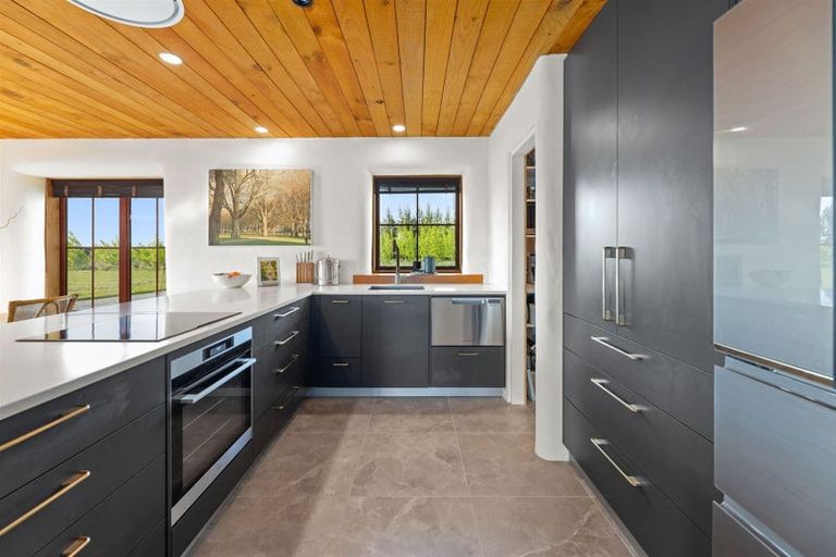 Photo of property in 304 Stokes Road, Balcairn, Amberley, 7481