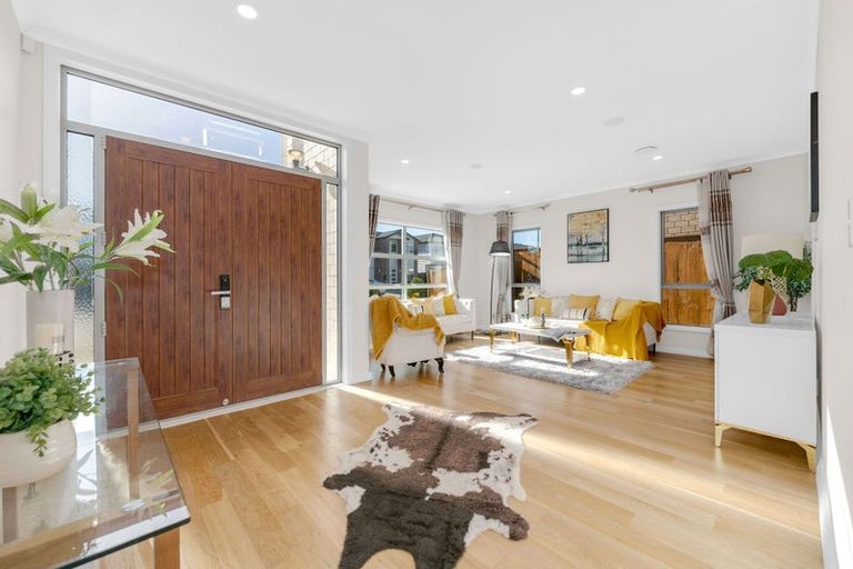 Photo of property in 3 Puoro Street, Flat Bush, Auckland, 2019