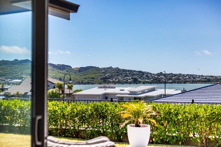 Photo of property in 5 Margaret Shields Avenue, Aotea, Porirua, 5024