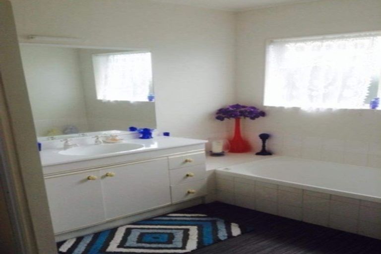 Photo of property in 37c Alice Avenue, Orewa, 0931