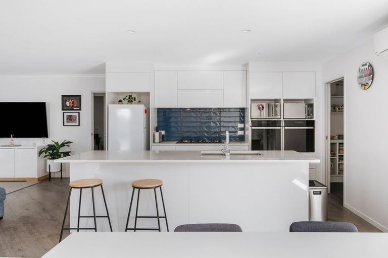 Photo of property in 34 Charlotte Drive, Omokoroa, 3114