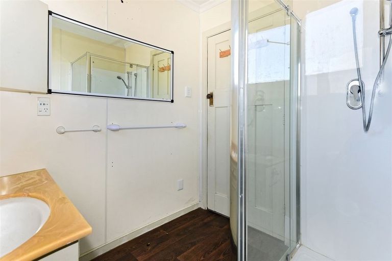 Photo of property in 9 Gibson Drive, Hornby, Christchurch, 8042