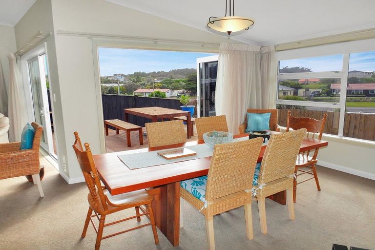 Photo of property in 50a Signal Street, Foxton Beach, Foxton, 4815