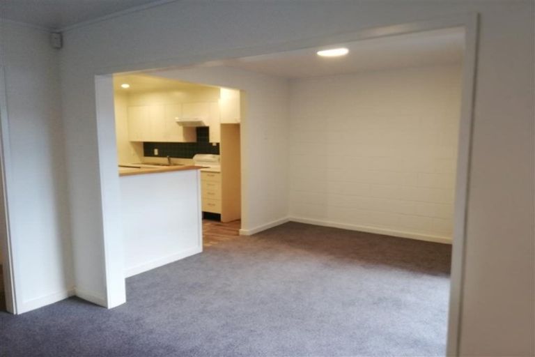 Photo of property in 2/53 Cleveland Street, Brooklyn, Wellington, 6021