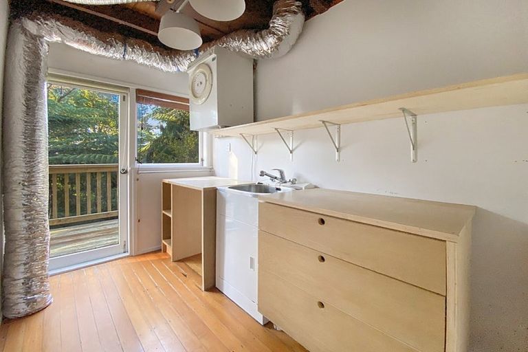 Photo of property in 221 Titirangi Road, Titirangi, Auckland, 0604