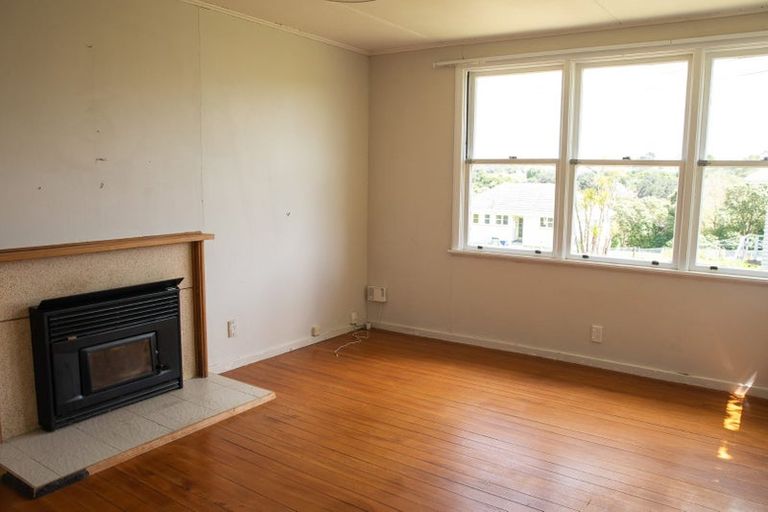 Photo of property in 45 Hillary Crescent, Belmont, Auckland, 0622