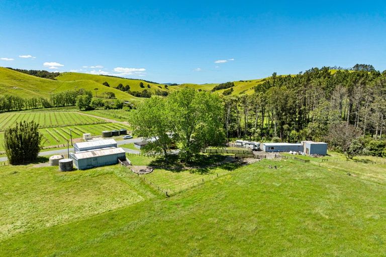 Photo of property in 228 Flyger Road, Mata, Whangarei, 0171