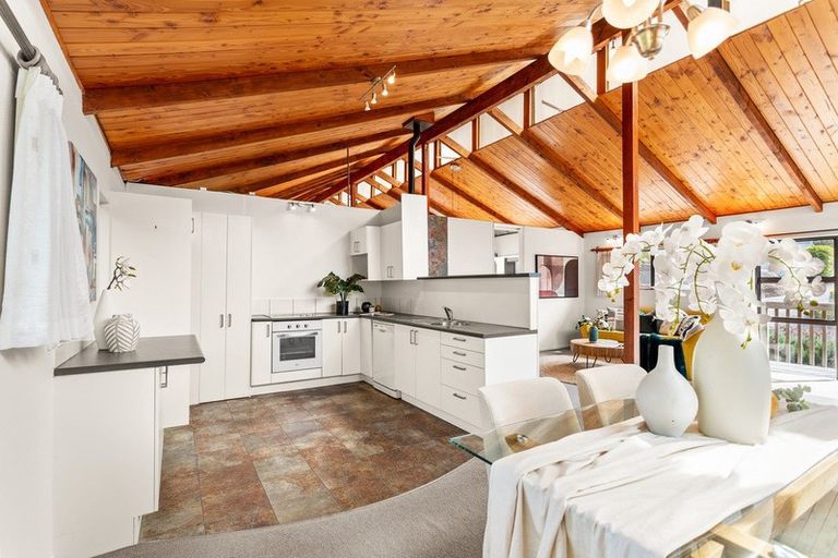 Photo of property in 24/16 Willerton Avenue, New Lynn, Auckland, 0600