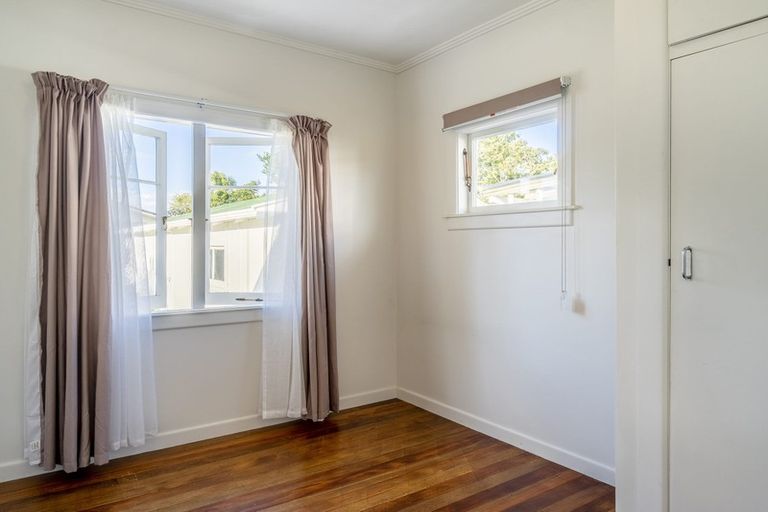 Photo of property in 57 Abbott Street, Te Hapara, Gisborne, 4010
