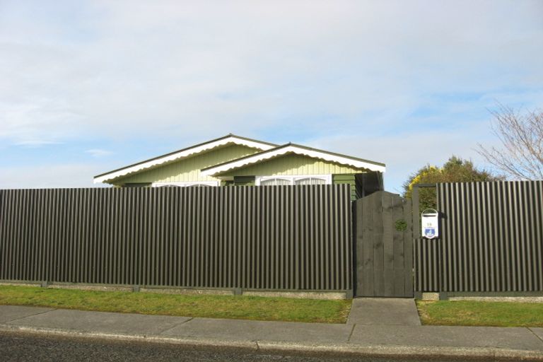 Photo of property in 57 Vogel Place, Waikiwi, Invercargill, 9810