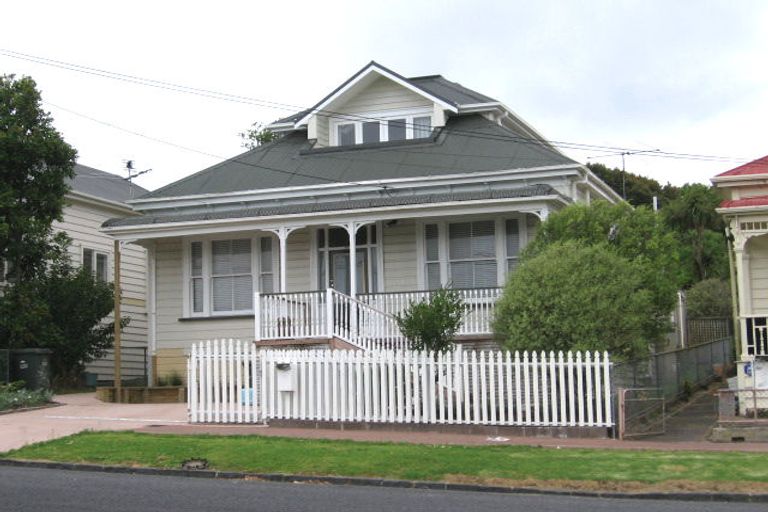 Photo of property in 130 Crummer Road, Grey Lynn, Auckland, 1021