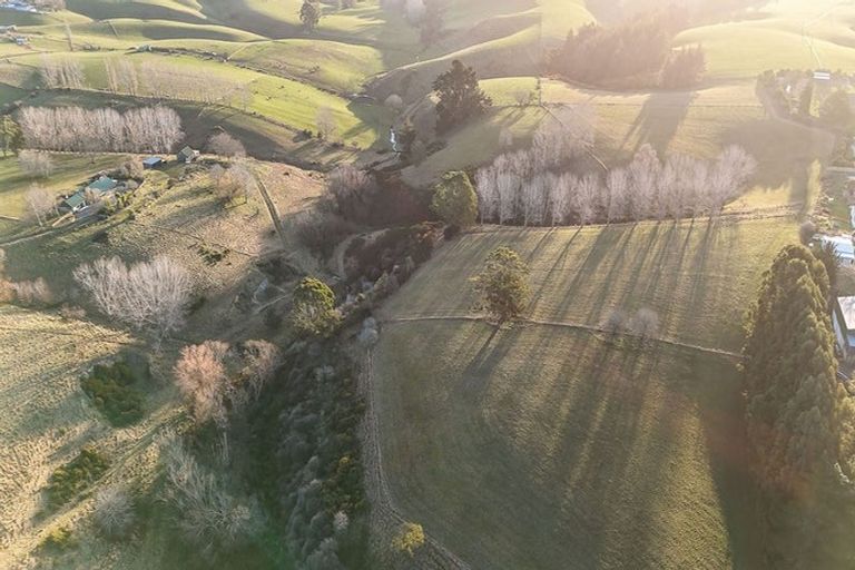 Photo of property in 18 Michies Road, Balclutha, 9230