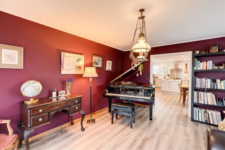 Photo of property in 2 Bolero Place, Parklands, Christchurch, 8083