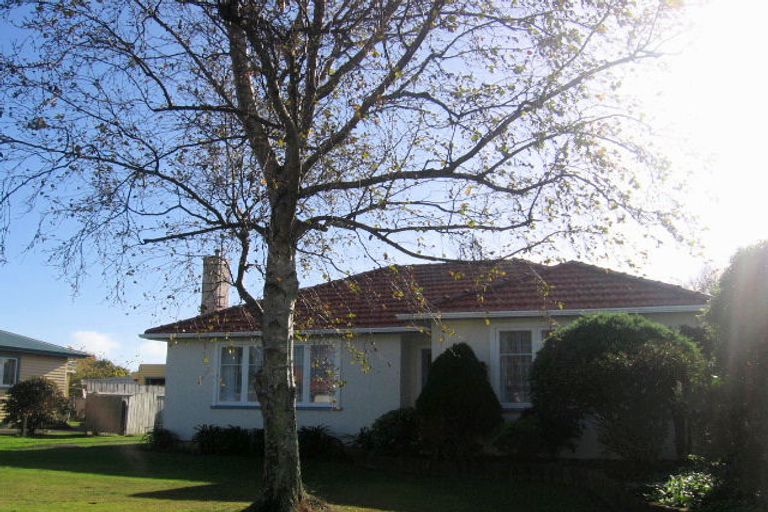 Photo of property in 16 Lancaster Street, Highbury, Palmerston North, 4412