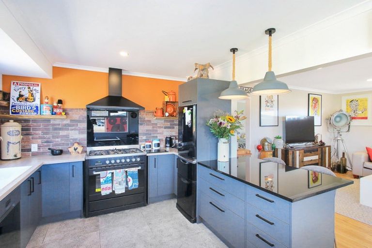 Photo of property in 44 Seabury Avenue, Foxton Beach, Foxton, 4815