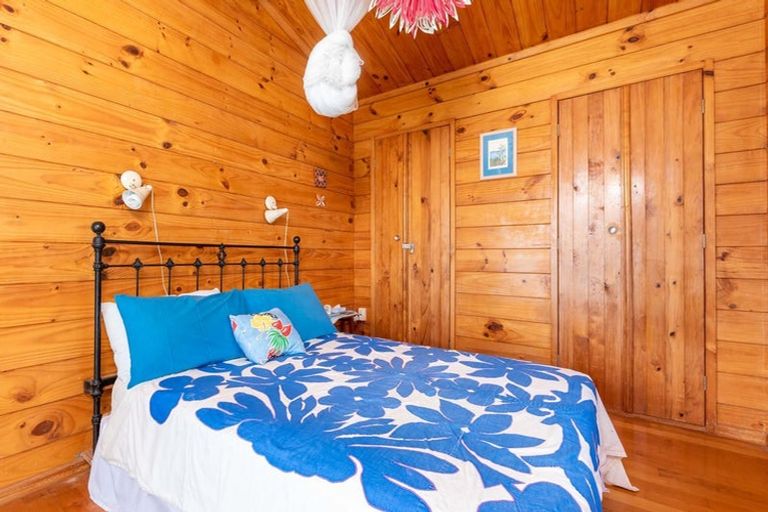 Photo of property in 24 Koutu Beach Road, Opononi, Kaikohe, 0473