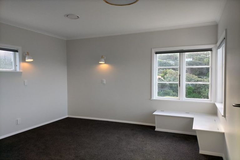 Photo of property in 3 View Road, Titahi Bay, Porirua, 5022
