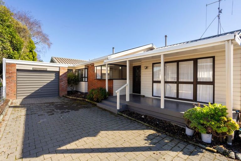 Photo of property in 13 Taylor Terrace, St Andrews, Hamilton, 3200