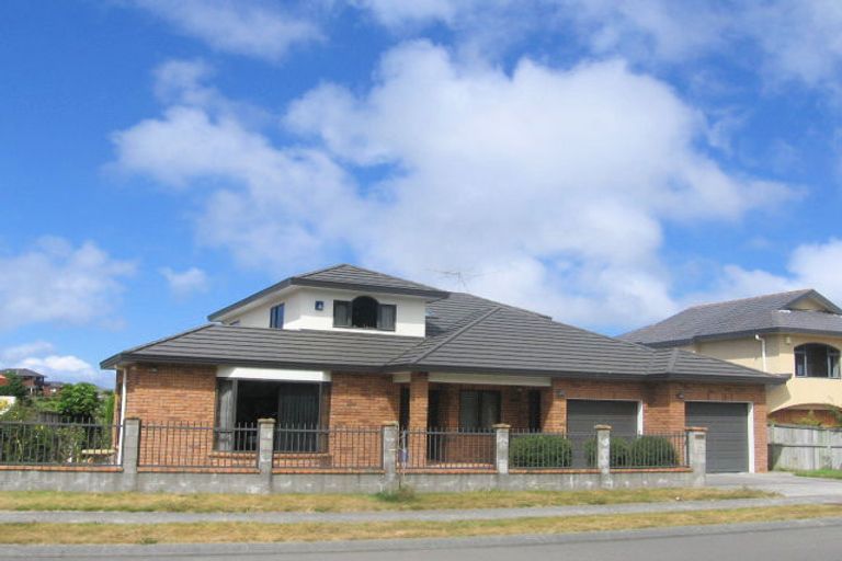 Photo of property in 21 Waterhouse Drive, Brooklyn, Wellington, 6021