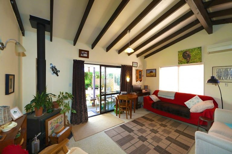 Photo of property in 52 Allens Lane, Clive, 4102