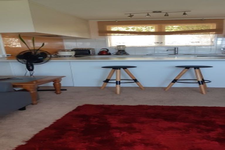 Photo of property in 14c Albert Road, Devonport, Auckland, 0624