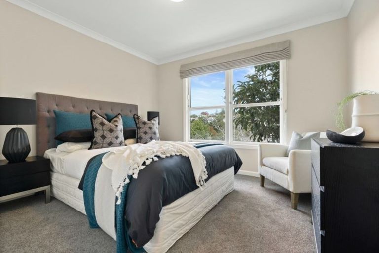 Photo of property in 1/99 Mountbatten Avenue, Hillcrest, Auckland, 0627