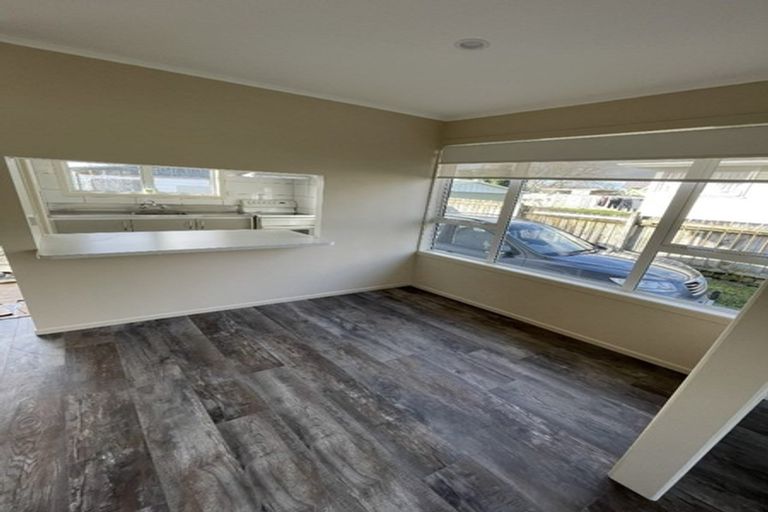 Photo of property in 19 Jupiter Street, Rosehill, Papakura, 2113