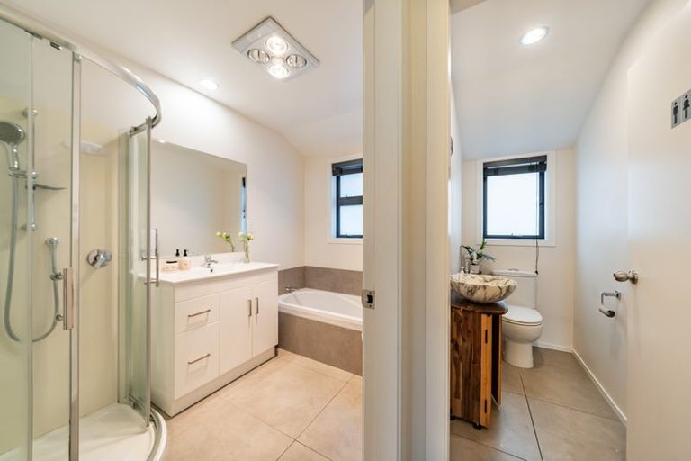 Photo of property in 422 Hutt Road, Alicetown, Lower Hutt, 5010