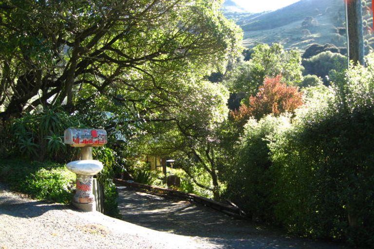 Photo of property in 40 Zephyr Terrace, Governors Bay, Lyttelton, 8971