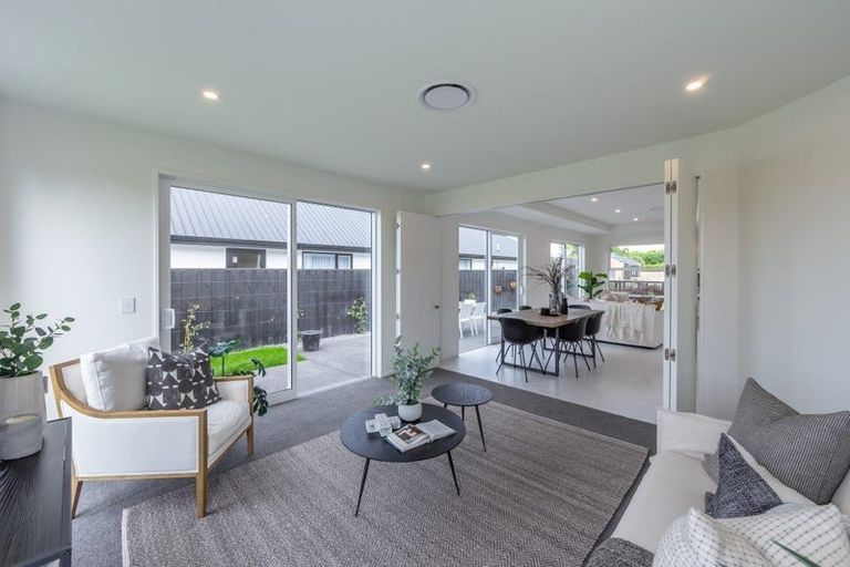 Photo of property in 23 Irvines Track, Halswell, Christchurch, 8025