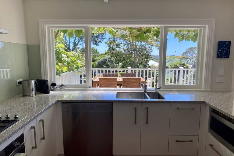 Photo of property in 108 Calliope Road, Stanley Point, Auckland, 0624