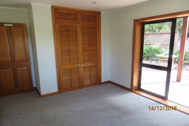 Photo of property in 40c Curacao Place, Half Moon Bay, Auckland, 2012