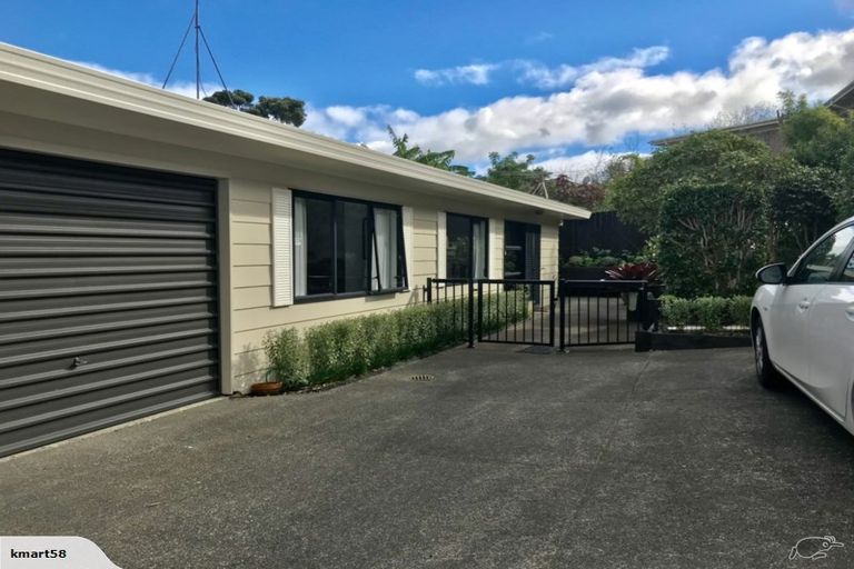 Photo of property in 2/15 Greenhill Crescent, Pakuranga, Auckland, 2010