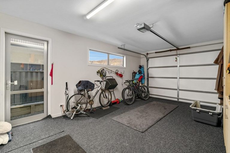 Photo of property in 3 Scurr Terrace, Wanaka, 9305