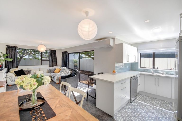 Photo of property in 72c Queens Drive, Saint Kilda, Dunedin, 9012