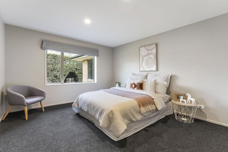 Photo of property in 3 Evergreen Place, Parklands, Christchurch, 8083