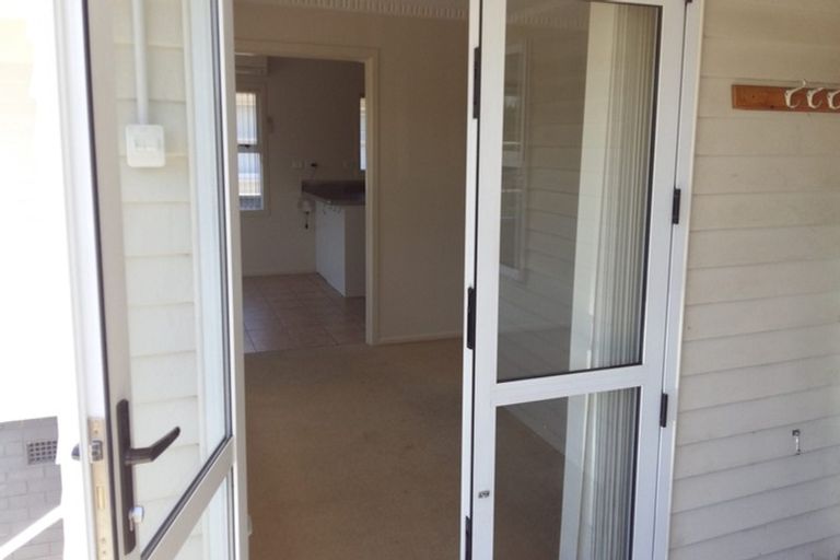 Photo of property in 75 Reeves Road, Pakuranga, Auckland, 2010