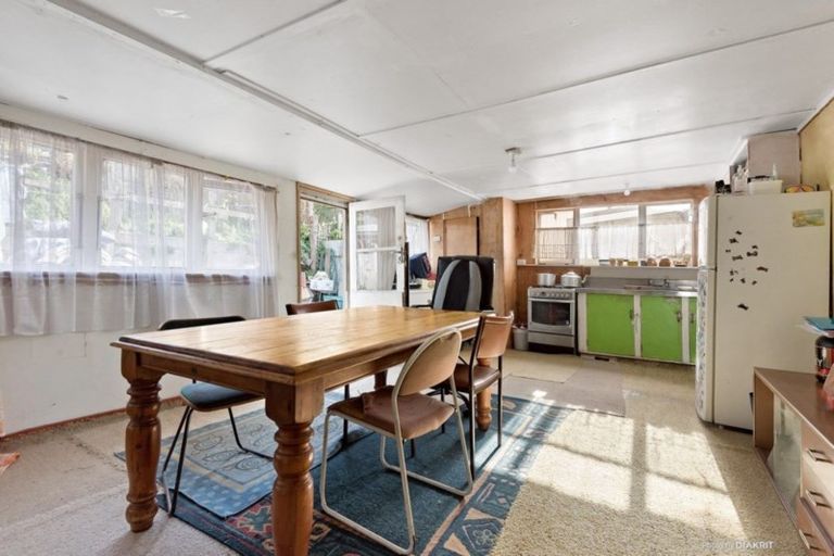 Photo of property in 18 Florence Street, Newtown, Wellington, 6021