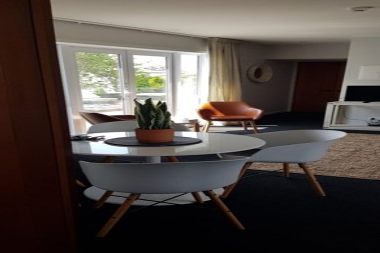 Photo of property in 138 Papanui Road, Merivale, Christchurch, 8014