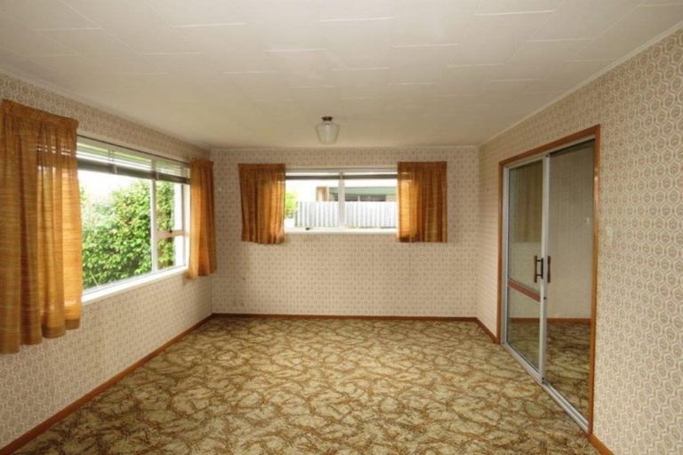 Photo of property in 52 Newcastle Street, Windsor, Invercargill, 9810