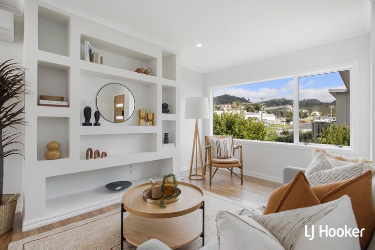 Photo of property in 8 Scarborough Road, Waihi Beach, 3611